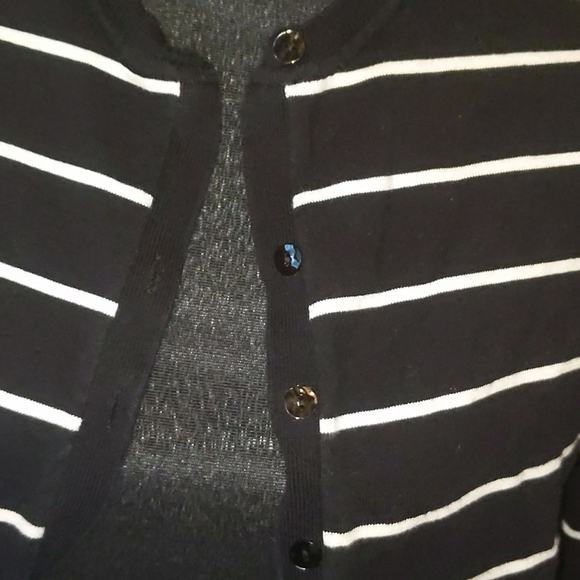 Cardigan - Picture 2 of 3